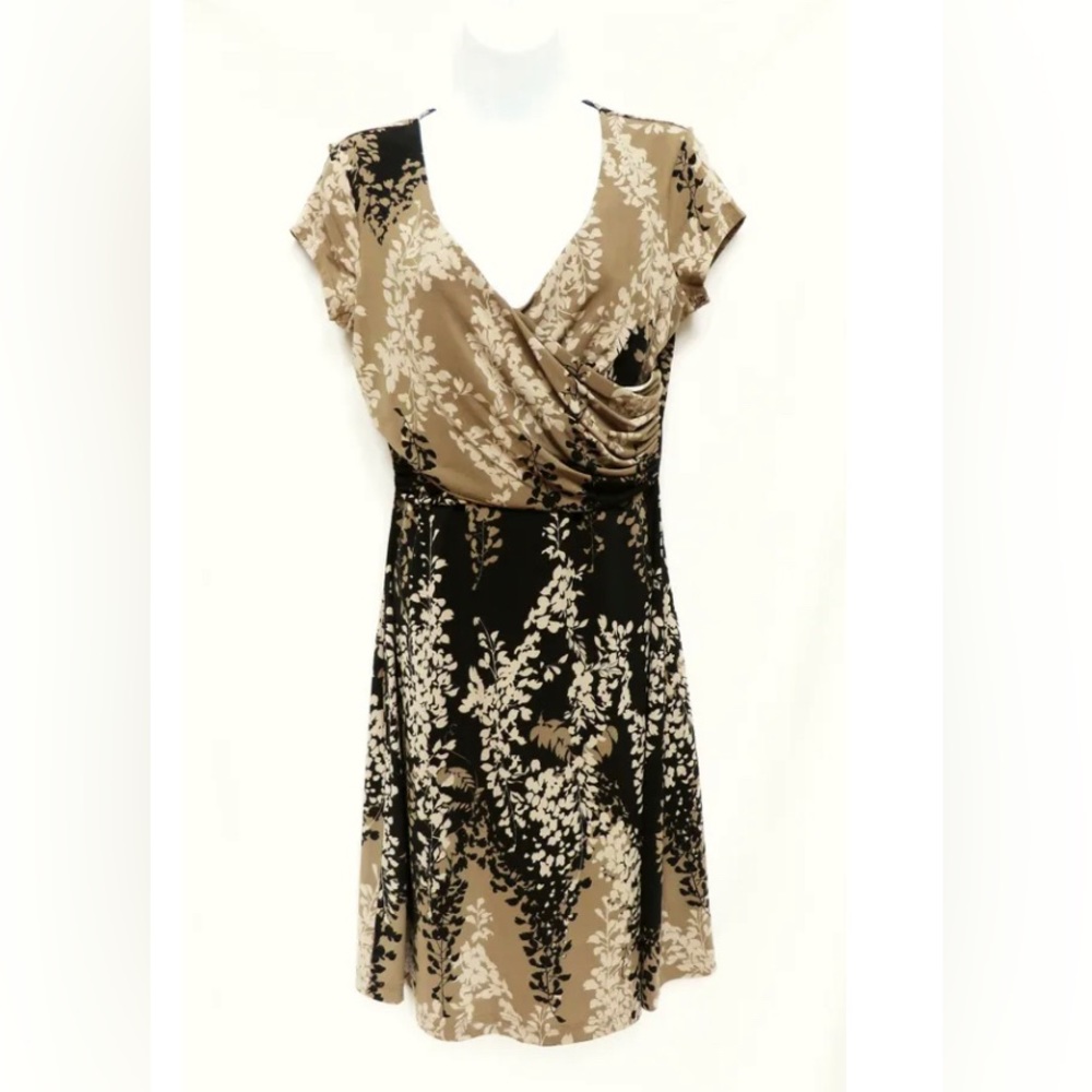 BCBGMaxAzria Brown Floral Fit & Flare Draped Bodice Dress ZB2